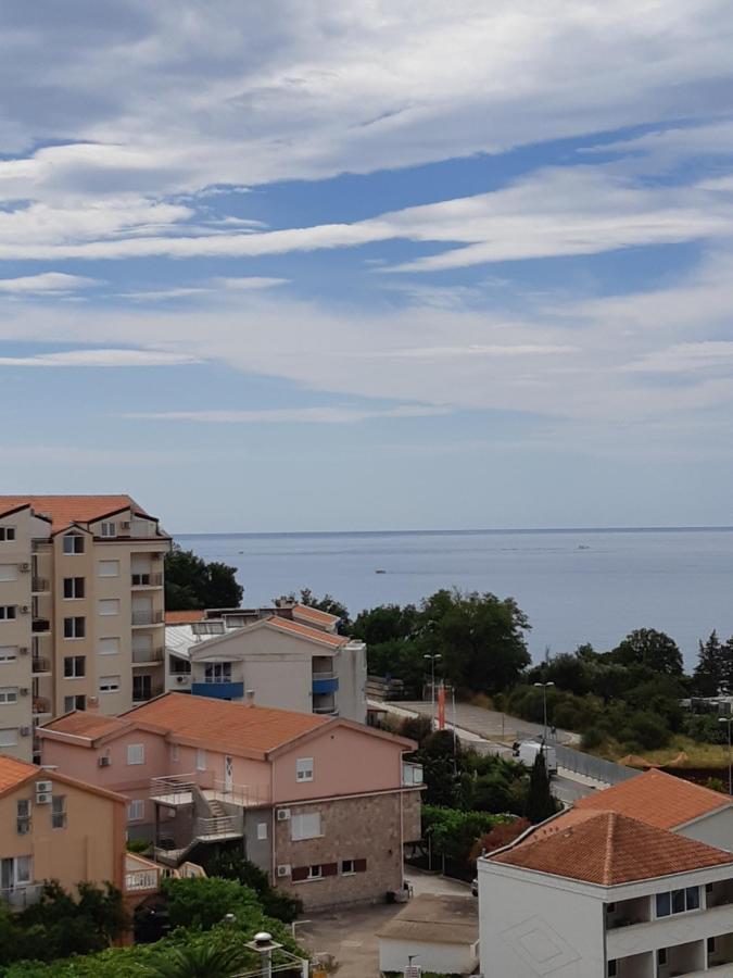 Becici Apartament *